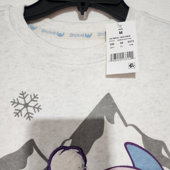 Disney stitch Riding sled sweater kids medium - Picture 3 of 6